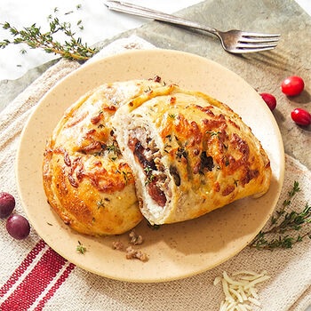 https://www.berings.com/wp-content/uploads/2021/06/Hot-Pepper-Calzones.jpg