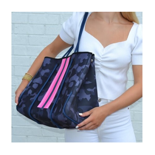 Parker & Hyde Navy Camo Neoprene Tote | Berings