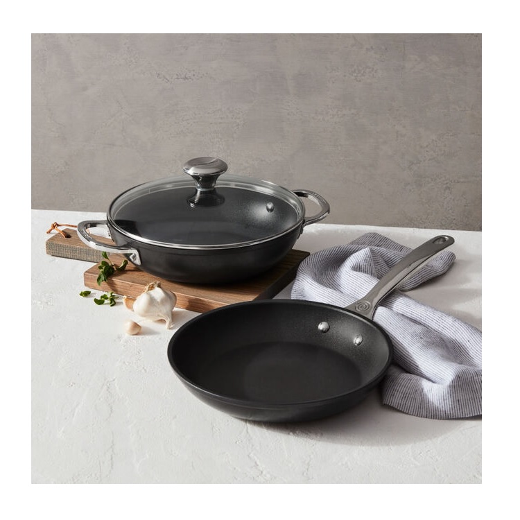 Le Creuset Toughened Nonstick Pro Fry Pan 12-In.