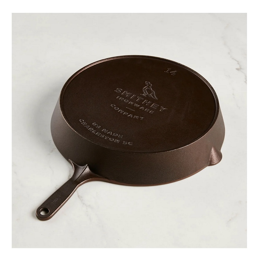 No. 10 Cast-Iron Skillet by Smithey Ironware Co.