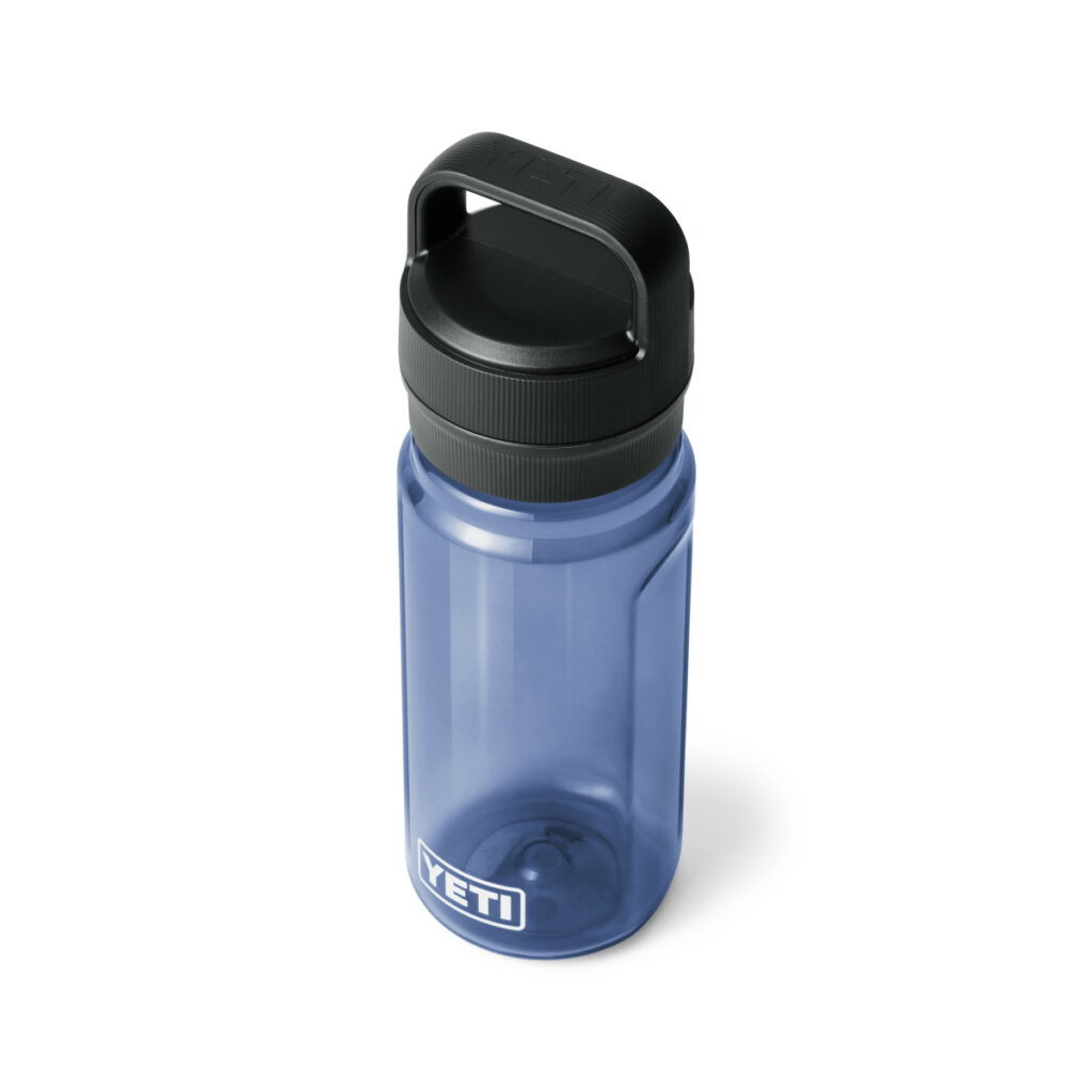 https://www.berings.com/wp-content/uploads/2023/09/Yeti-Yonder-600-ml-Water-Bottle-with-Chug-Cap-Navy-1024x1024.jpg