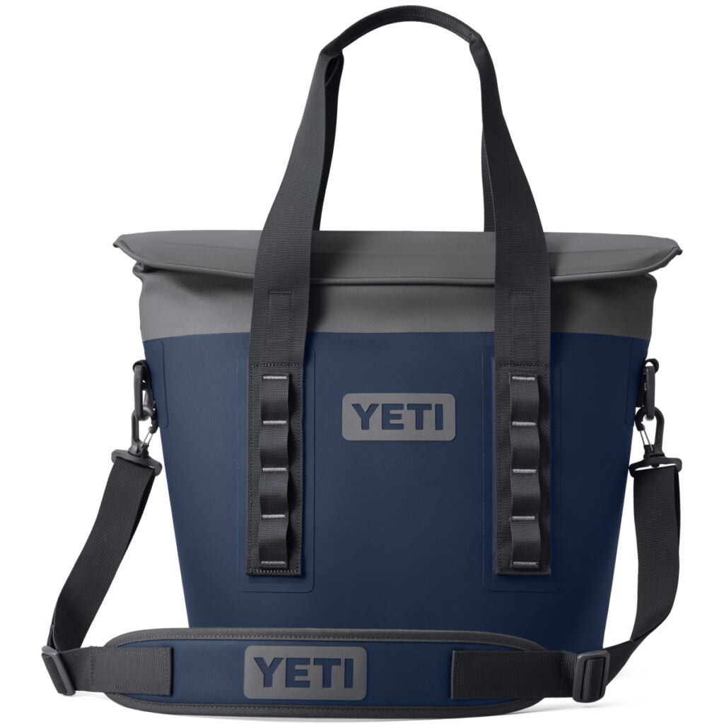 https://www.berings.com/wp-content/uploads/2023/10/Yeti-Hopper-M15-Soft-Cooler-%E2%80%93-Navy-1024x1024.jpg