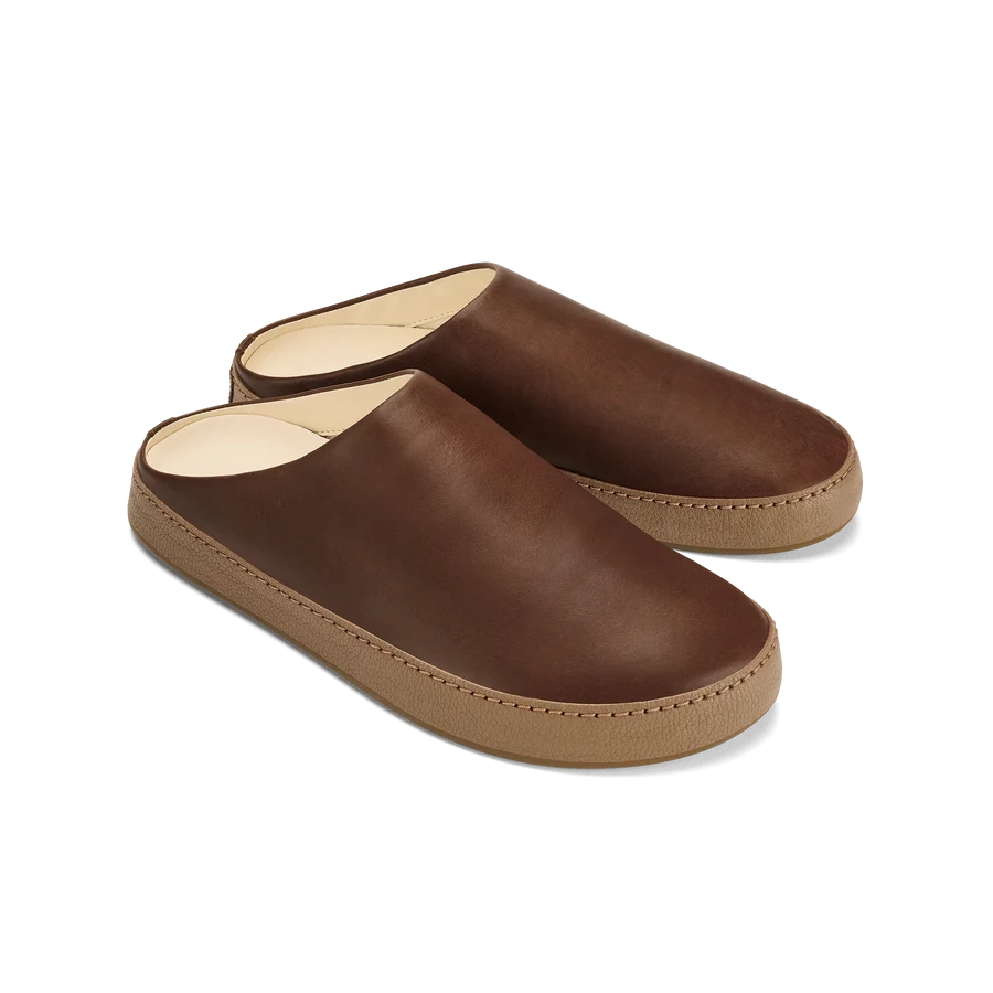 Olukai Hāmani Hulu Men’s Leather Mules - Toffee Tan